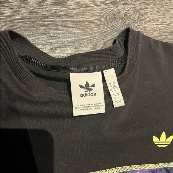 Adidas long sleeve for men - Picture 7 of 7